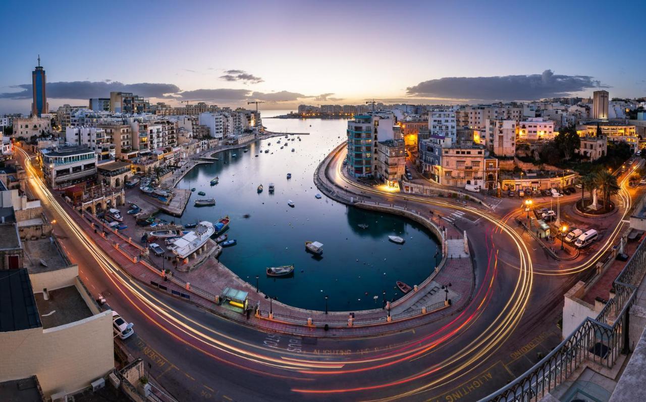 Modern Family Holiday Retreat In Gzira スリーマ エクステリア 写真