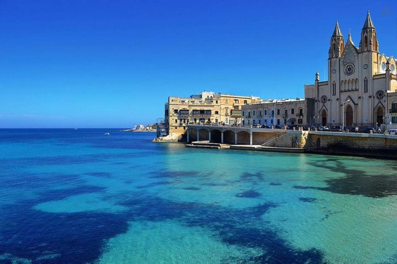 Modern Family Holiday Retreat In Gzira スリーマ エクステリア 写真