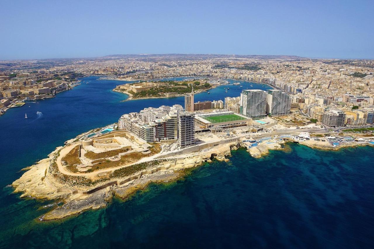 Modern Family Holiday Retreat In Gzira スリーマ エクステリア 写真